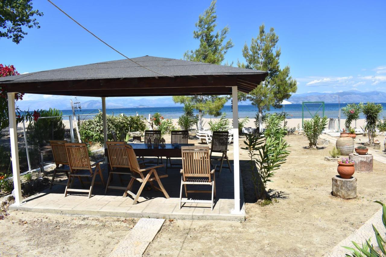 Bouka Beachfront Bungalows Agios Nikolaos  Exteriör bild