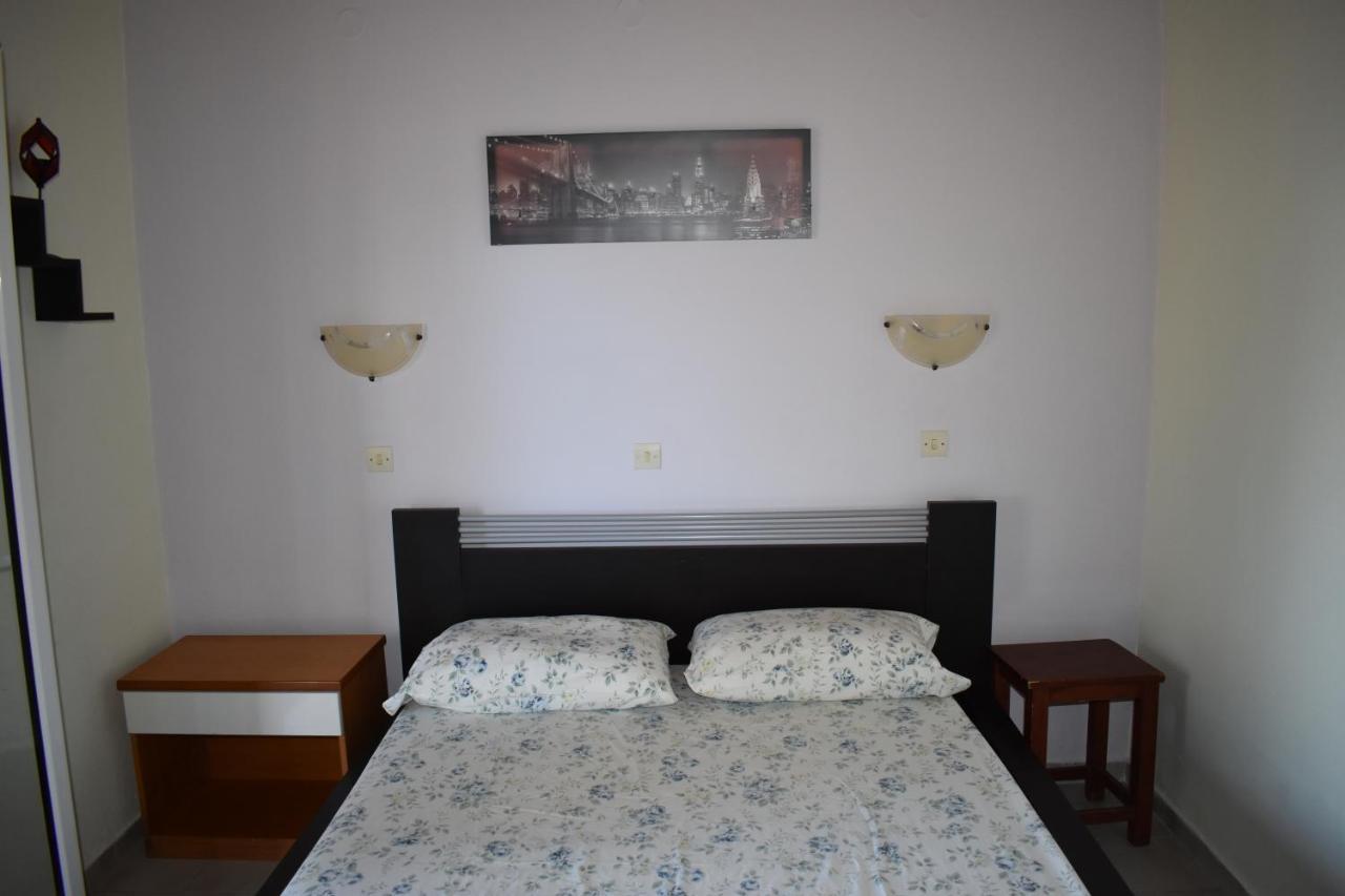 Bouka Beachfront Bungalows Agios Nikolaos  Exteriör bild